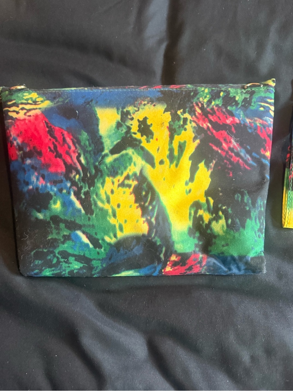 Multicolor Abstract Print Envelope Clutch - Women - Picture 4 of 6